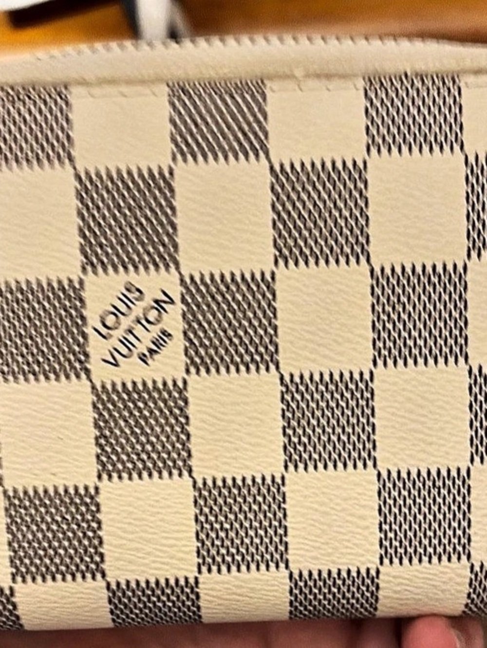 Louis Vuitton Zippy Compact Wallet White & Gray
